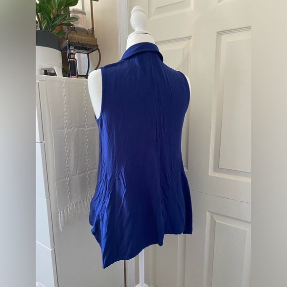 Fever Hi-Lo Button-up Tank Blouse - Picture 3 of 4